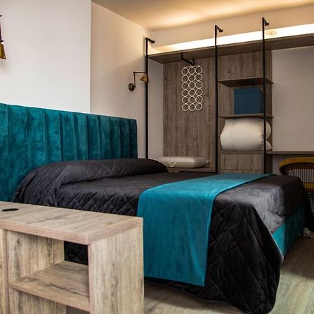 Lucas Central Premium Studios Tirana Eksteriør billede