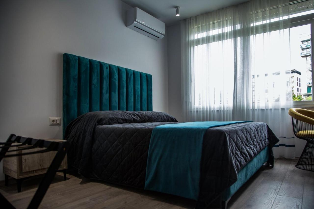 Lucas Central Premium Studios Tirana Eksteriør billede